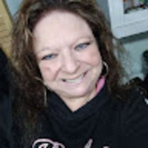 Meet your Posher, Debi